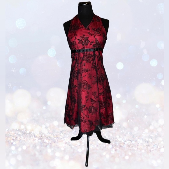 Dress for kids - Picture 1 of 3